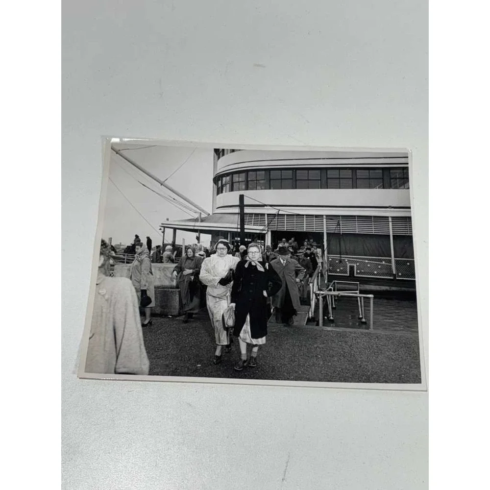 Antique Photograph Of Passengers Boarding A Large Riverboat SS President? 1930's